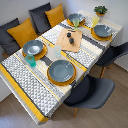 Perry Loft * Laterza